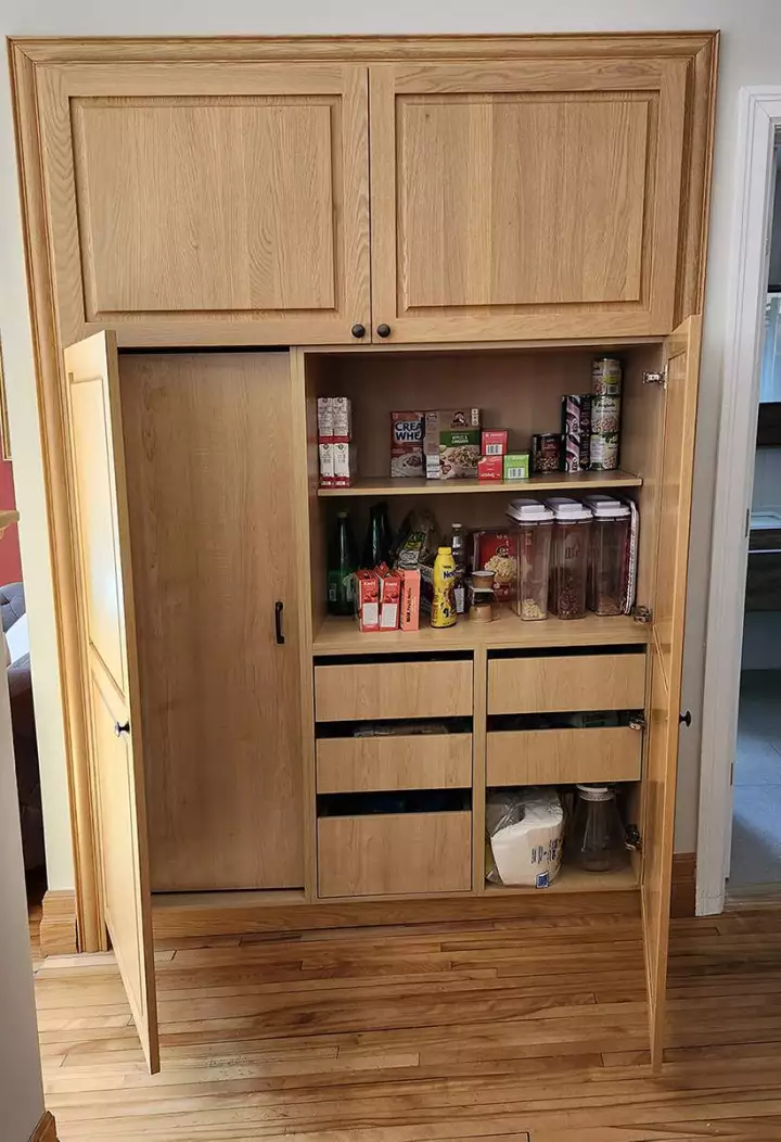 Création de mobilier intégré et mudrooms sur mesure