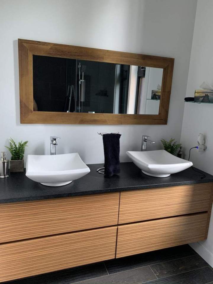 Conception rangements personnalisés salle de bain Saint-Colomban