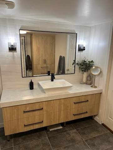 Installation de mobilier salle de bain Saint-Colomban